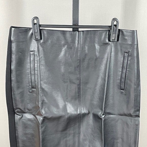 NEW Chicos Skirt Womens XS black faux leather pencil straight preppy moto - Picture 2 of 12